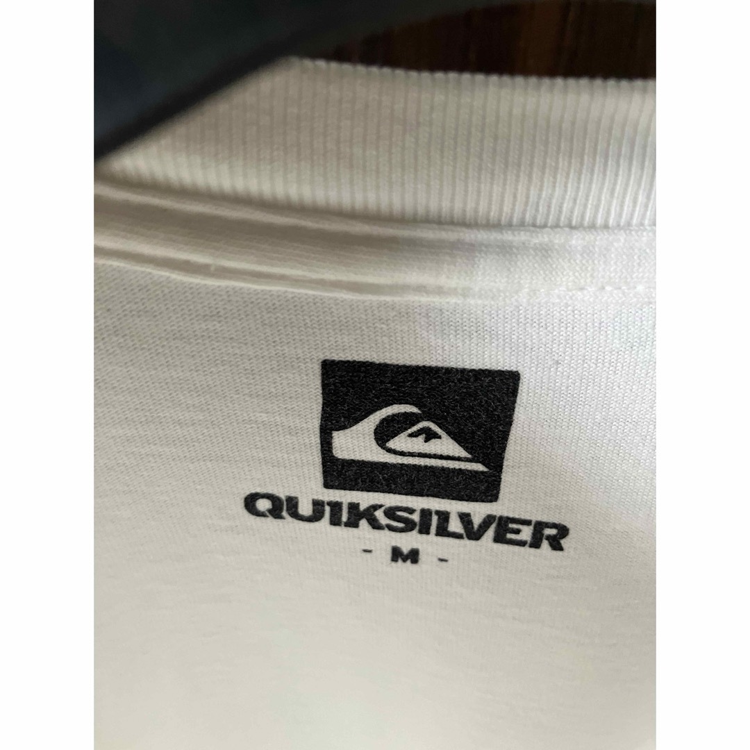 QUIKSILVER(クイックシルバー)のクイックシルバー　白のTシャツ メンズのトップス(Tシャツ/カットソー(半袖/袖なし))の商品写真