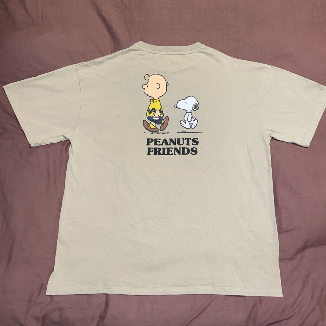 PEANUTS(ピーナッツ)のタグ付き ベージュ ピーナッツ peanuts スヌーピー SNOOPY シャツ メンズのトップス(Tシャツ/カットソー(半袖/袖なし))の商品写真