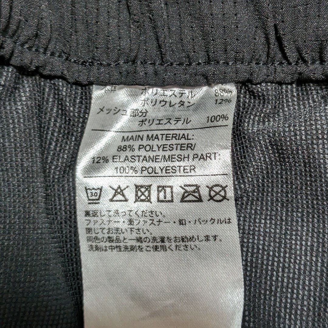 adidas(アディダス)の中古 アディダス adidas 七分丈パンツ キッズ 黒 160cm キッズ/ベビー/マタニティのキッズ服男の子用(90cm~)(パンツ/スパッツ)の商品写真