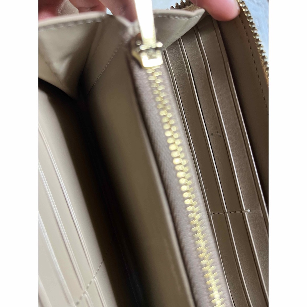 COACH(コーチ)の[美品]COACHコーチ花柄長財布　白×ピンク　 レディースのファッション小物(財布)の商品写真