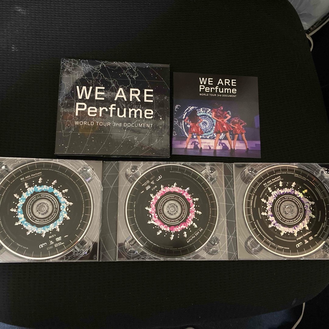 WE　ARE　Perfume　-WORLD　TOUR　3rd　DOCUMENT（ エンタメ/ホビーのDVD/ブルーレイ(ミュージック)の商品写真