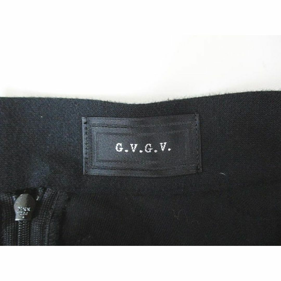  G.V.G.V 膝丈 フレアスカート 36 黒系 ブラック ハート キルティン レディースのスカート(ひざ丈スカート)の商品写真