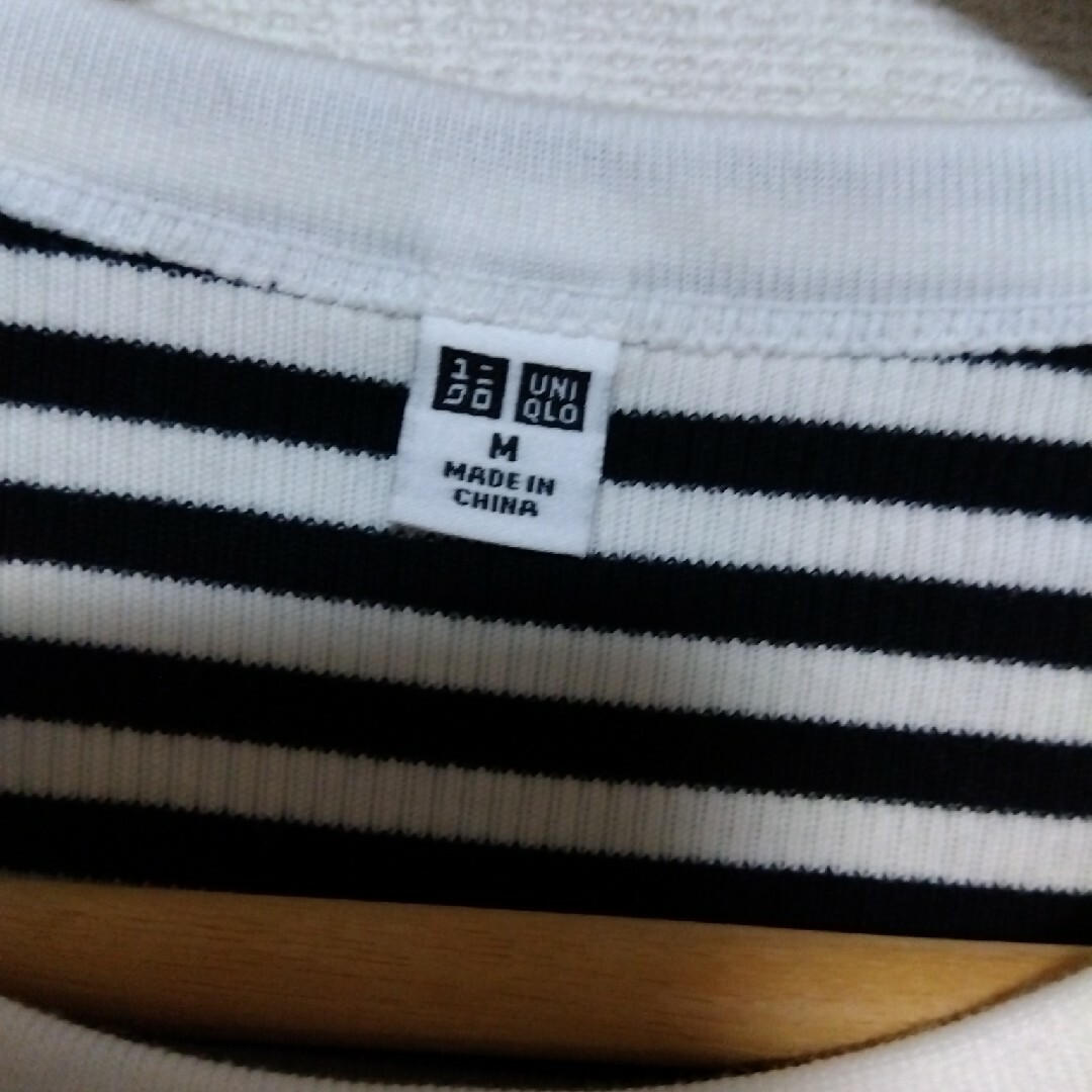 UNIQLO(ユニクロ)のUNIQLO　Tシャツ レディースのトップス(Tシャツ(半袖/袖なし))の商品写真