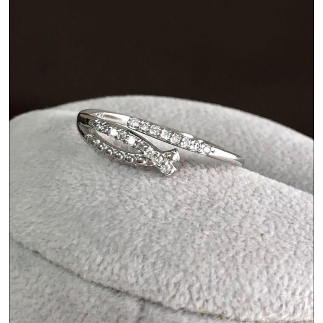 シルバー925リング　指輪　ラインストーン　フリーサイズ レディースのアクセサリー(リング(指輪))の商品写真