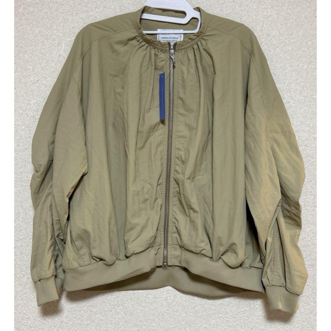 AMERICAN HOLIC(アメリカンホリック)のアメリカンホリック　撥水加工ギャザーブルゾン レディースのジャケット/アウター(ブルゾン)の商品写真