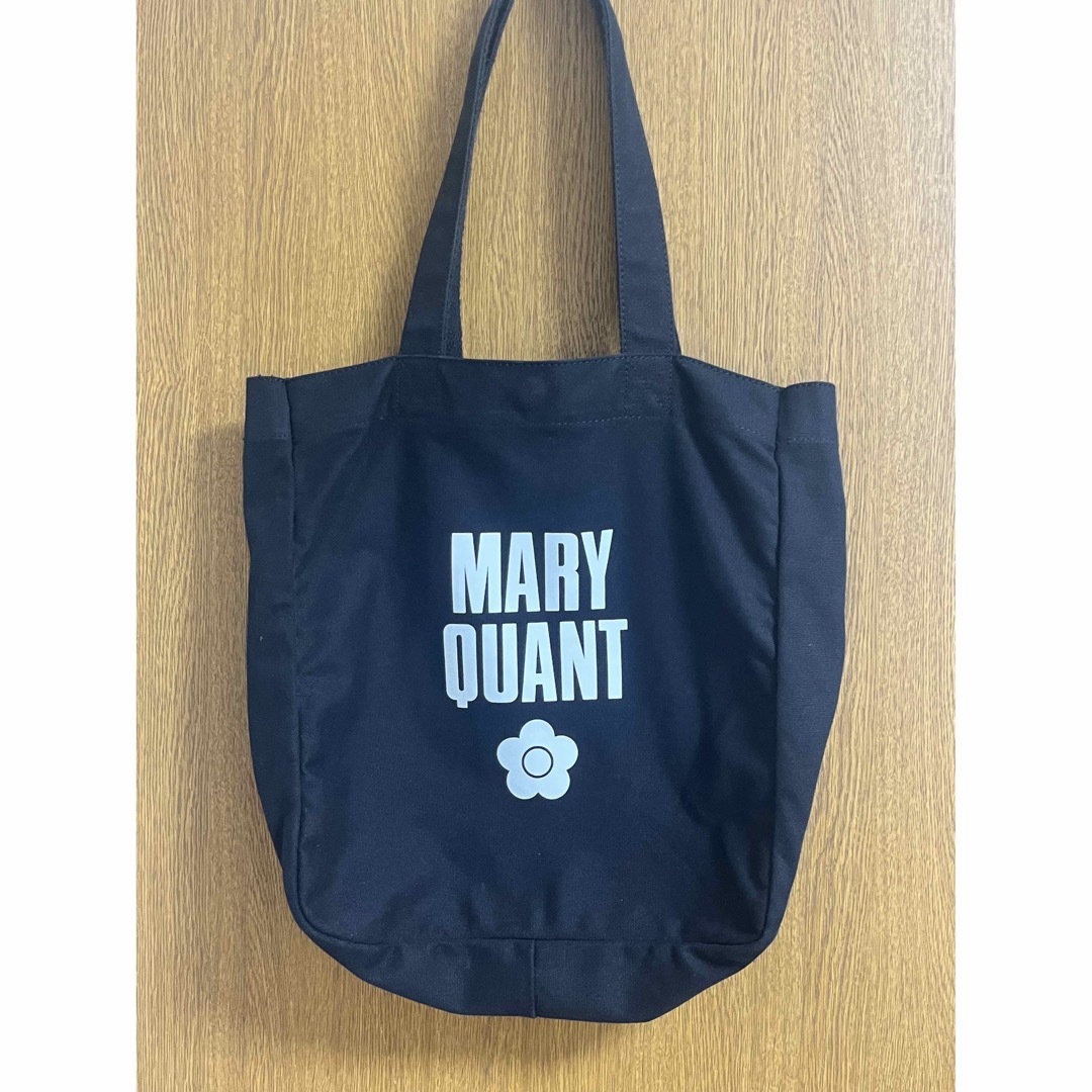 MARY QUANT(マリークワント)のMARY QUANT🌼ロゴ キャンパス トートバッグ レディースのバッグ(トートバッグ)の商品写真