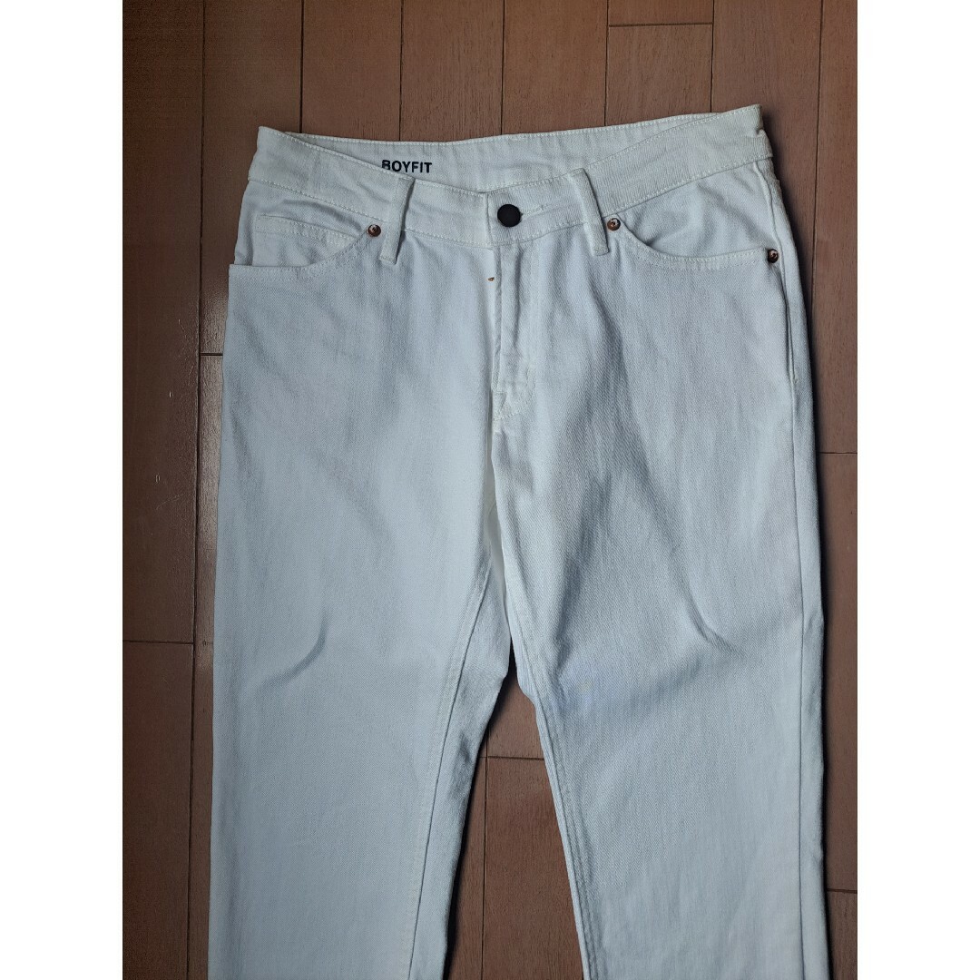 MUJI (無印良品)(ムジルシリョウヒン)の無印良品　ホワイトジーンズ　BOYFIT レディースのパンツ(デニム/ジーンズ)の商品写真