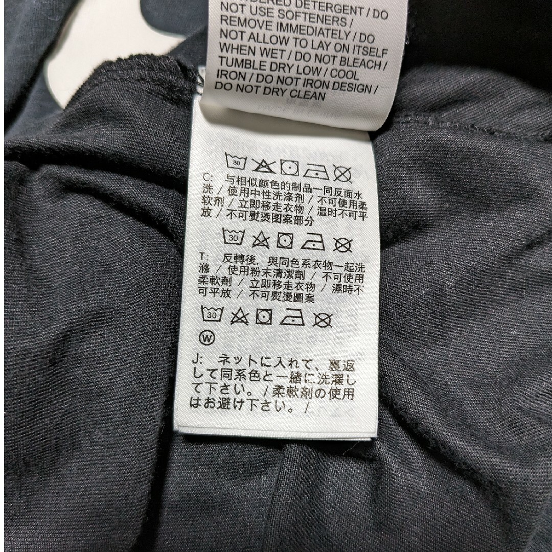 NIKE(ナイキ)の中古 NIKE Tシャツ 黒 半袖 キッズ 女児 キッズ/ベビー/マタニティのキッズ服男の子用(90cm~)(Tシャツ/カットソー)の商品写真