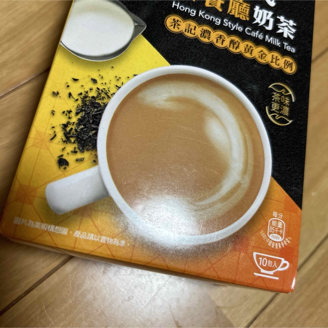 リプトン(リプトン)の【香港限定】リプトン　コーヒーミルクティー　港式茶餐廳奶茶　10本❗️ 食品/飲料/酒の飲料(茶)の商品写真