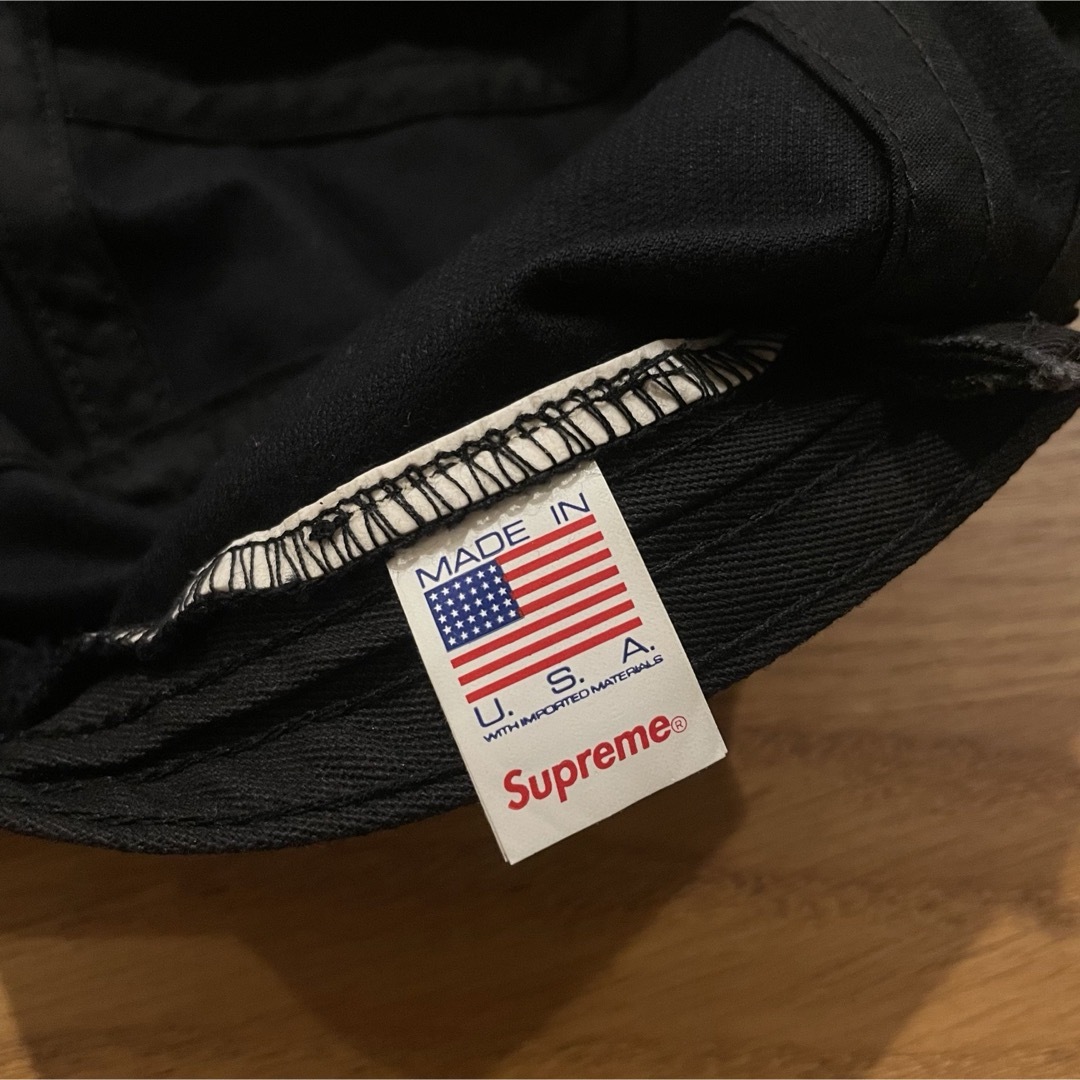 Supreme(シュプリーム)の24SS Supreme Corduroy Camp Cap ブラック メンズの帽子(キャップ)の商品写真