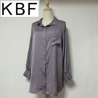 KBF サテンオーバーサイズシャツ