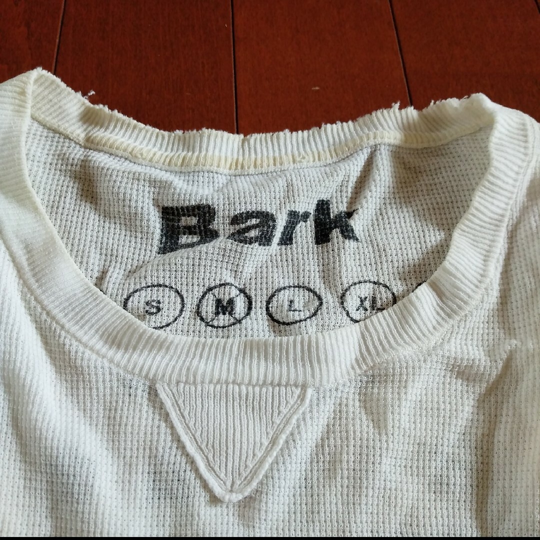 BARK(バーク)の★値下げ★Bark　メンズTシャツ　Mサイズ　ホワイト メンズのトップス(Tシャツ/カットソー(半袖/袖なし))の商品写真
