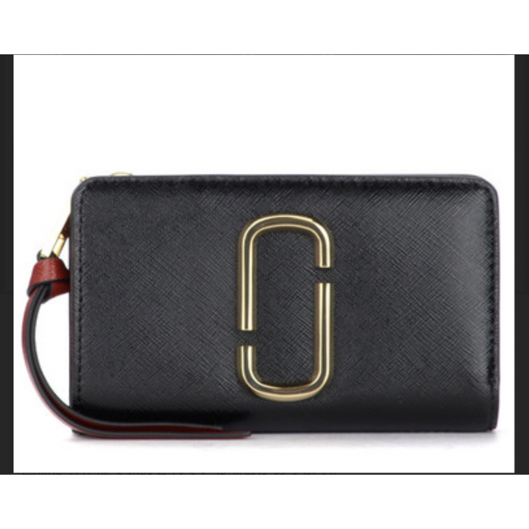 MARC JACOBS(マークジェイコブス)の【新品未使用】MARC JACOBS ザ スナップショット コンパクトウォレット レディースのファッション小物(財布)の商品写真