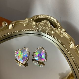 ナイスクラップ(NICE CLAUP)のクリスタルハートピアス(ピアス)