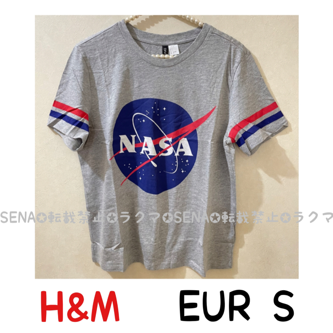 H&M(エイチアンドエム)のH&M NASA 袖 ライン Tシャツ 企業ロゴTシャツ 企業Tシャツ レディースのトップス(Tシャツ(半袖/袖なし))の商品写真