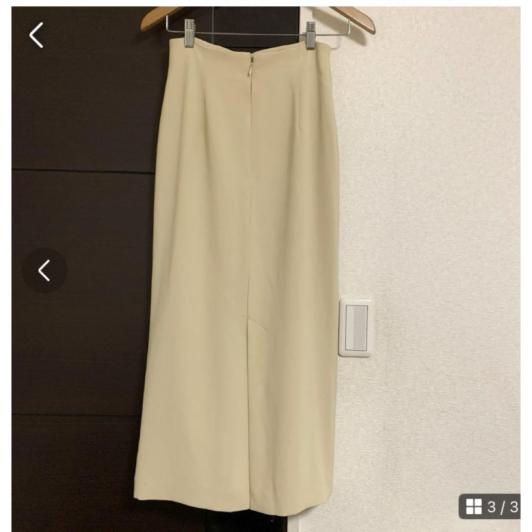 綺麗めロングスカート　ベージュ レディースのスカート(ロングスカート)の商品写真