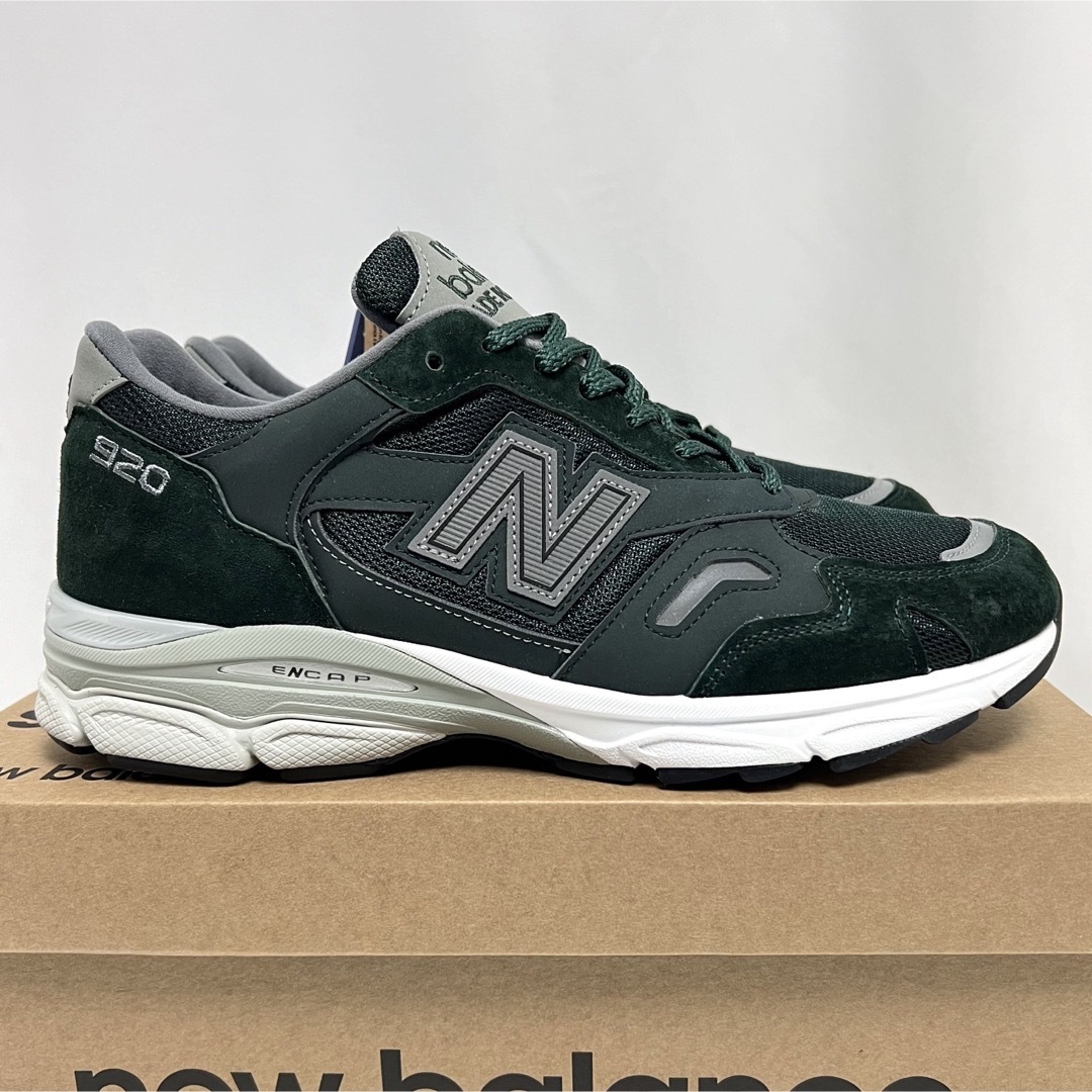 New Balance(ニューバランス)の28cm 新品 ニューバランス 920 緑 英国製 NEWBALANCE UK メンズの靴/シューズ(スニーカー)の商品写真