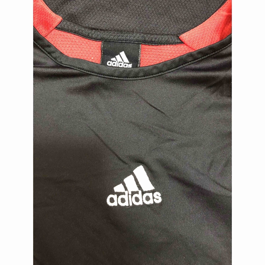 adidas(アディダス)のadidas  スポーツウェア　ブラック　半袖 スポーツ/アウトドアのサッカー/フットサル(ウェア)の商品写真
