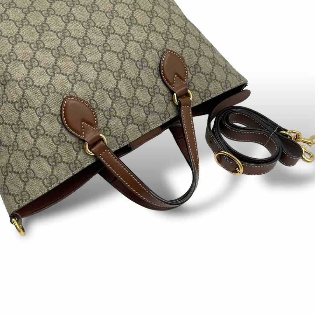 Gucci(グッチ)の美品 GUCCI 2way ハンドバッグ ショルダーバッグ GGスプリーム 茶 レディースのバッグ(ハンドバッグ)の商品写真