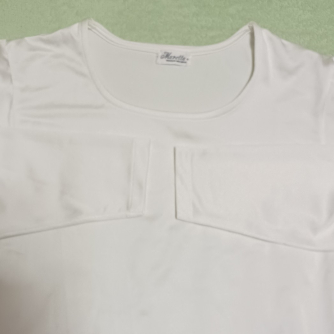 レディース　長袖Tシャツ　カットソー　白 レディースのトップス(カットソー(長袖/七分))の商品写真
