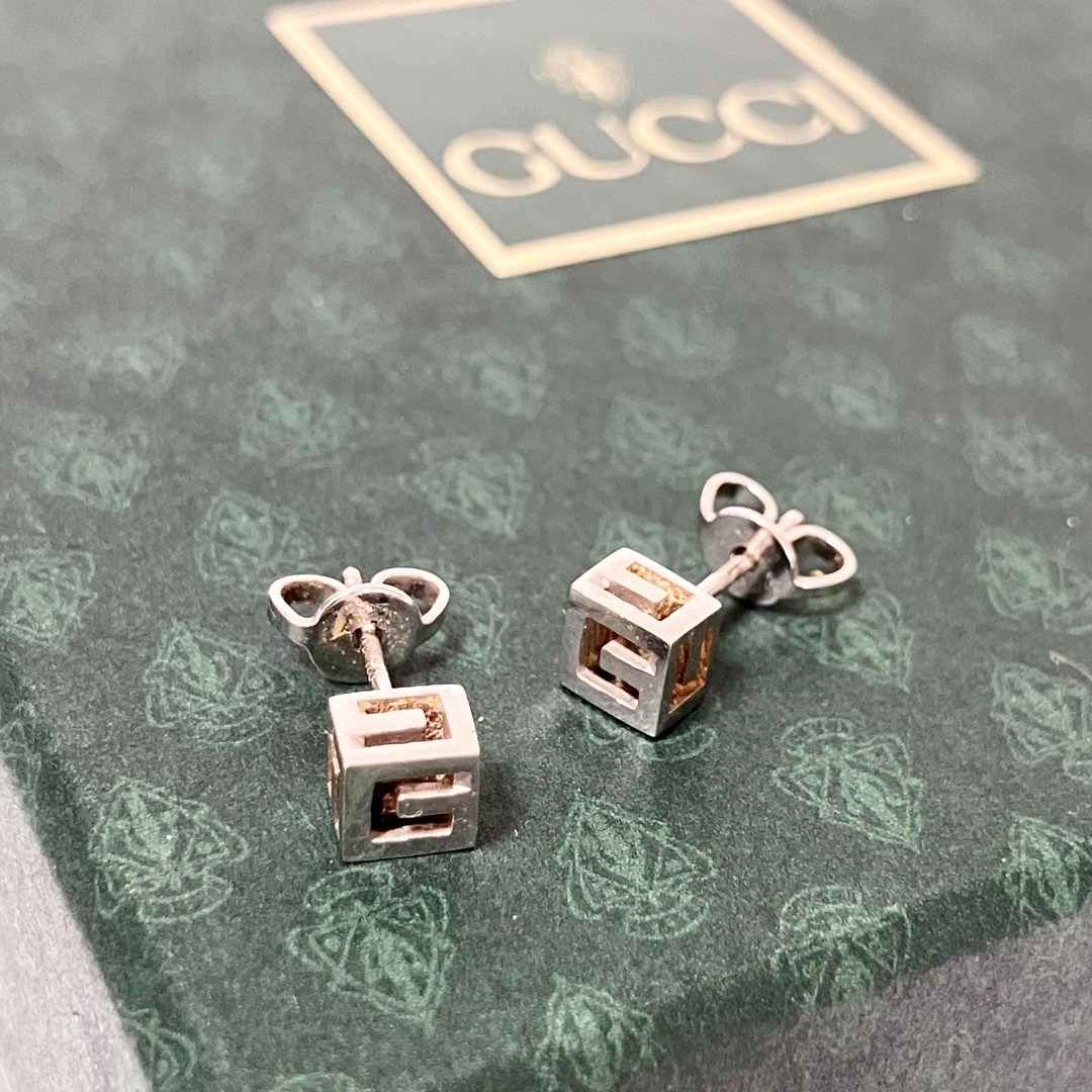 Gucci(グッチ)のGUCCI グッチ サイコロ 四角 SV925 AG925 シルバー ピアス レディースのアクセサリー(ピアス)の商品写真