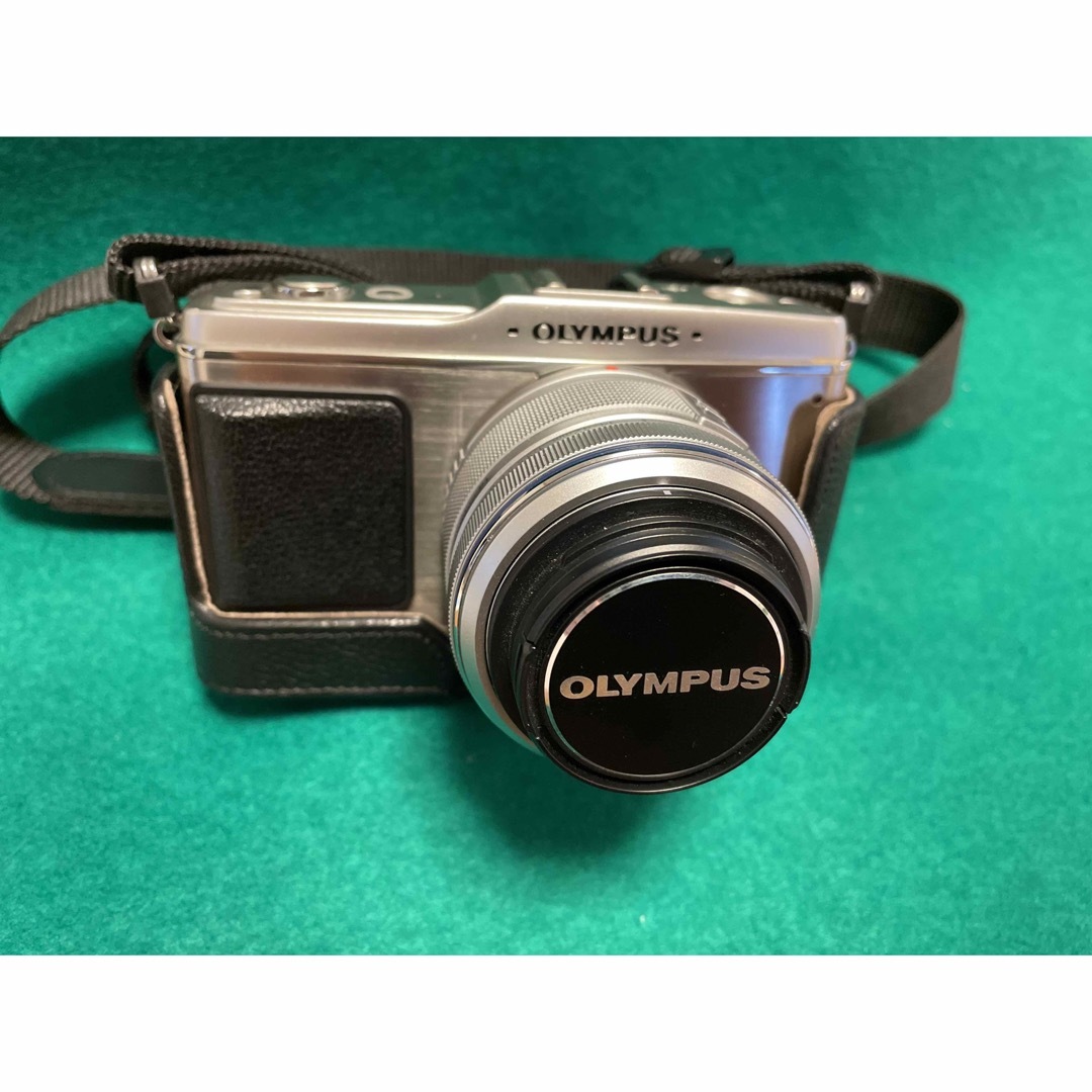 OLYMPUS(オリンパス)のオリンパス　OLYMPUS PEN E-P1 スマホ/家電/カメラのカメラ(ミラーレス一眼)の商品写真