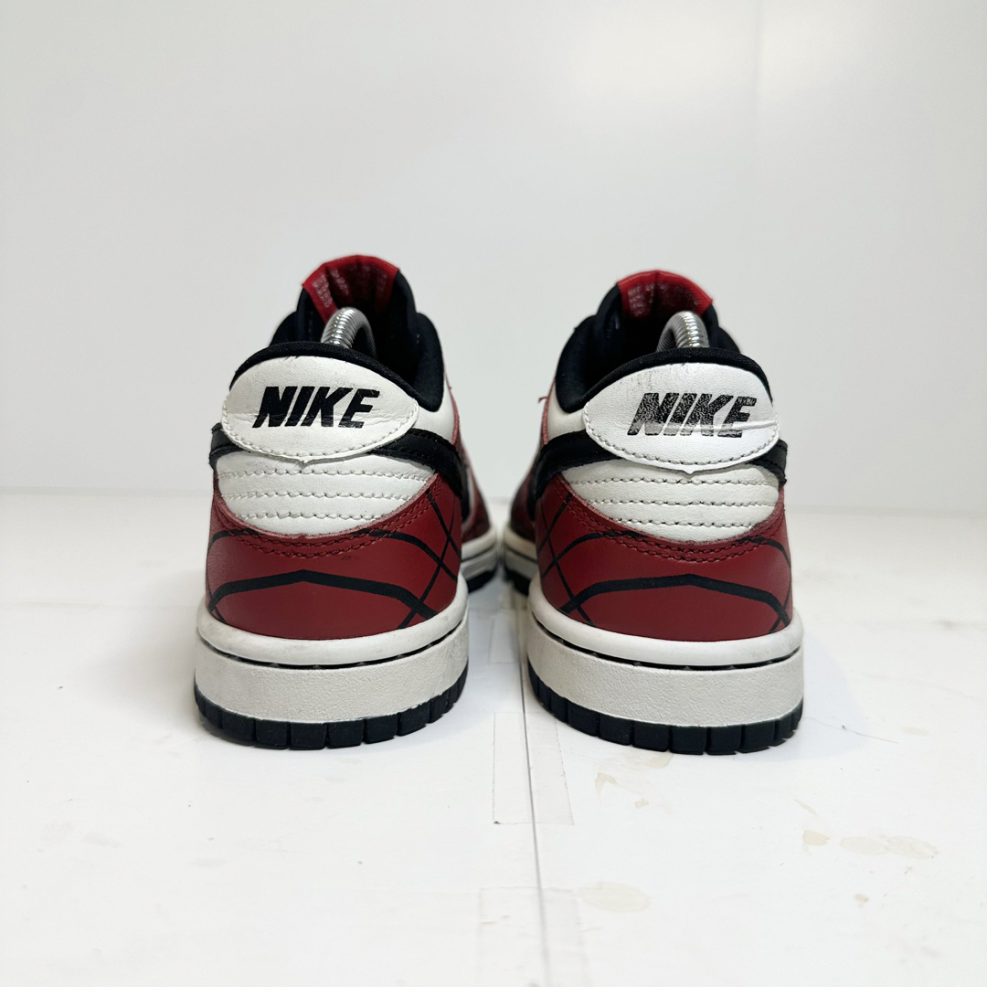 NIKE(ナイキ)のNIKE★Dunk/ダンク★SPIDERMAN/スパイダーマン★赤白黒★23.5 レディースの靴/シューズ(スニーカー)の商品写真