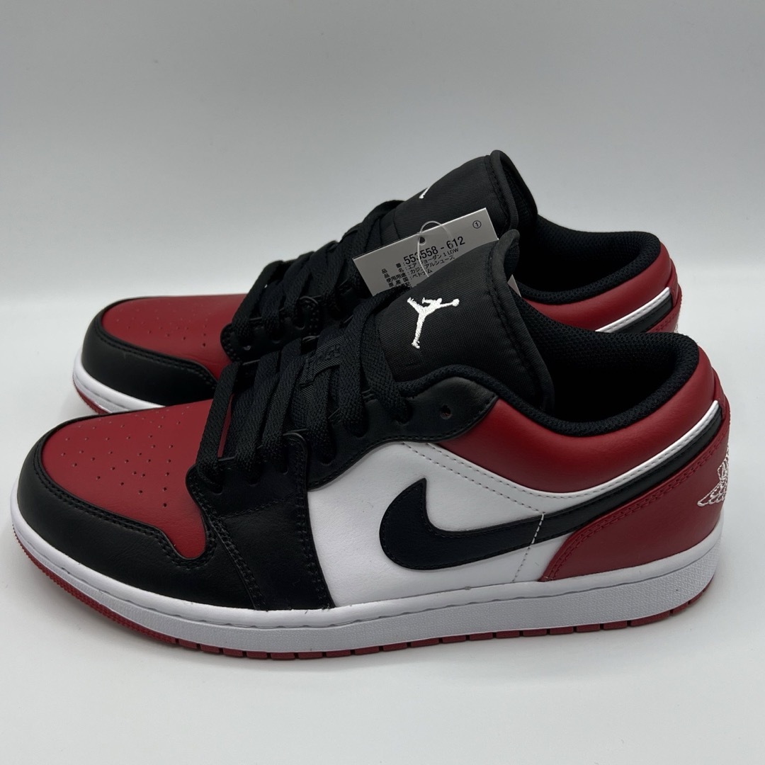 NIKE(ナイキ)の新品 NIKE AIR JORDAN 1 LOW ナイキ エアジョーダン 9.5 メンズの靴/シューズ(スニーカー)の商品写真