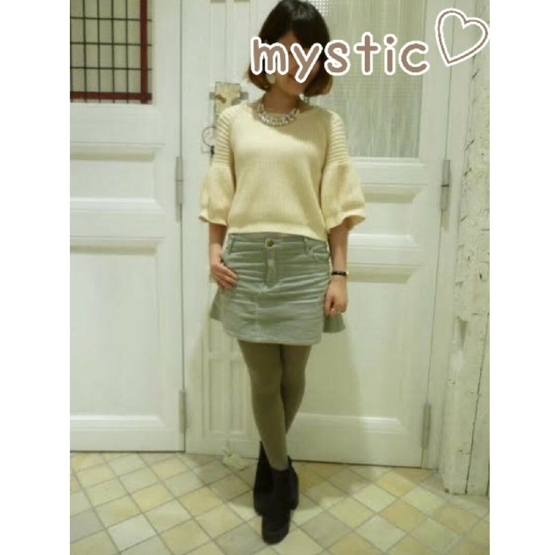 mystic(ミスティック)の【美品】mystic♡ベルスリーブ 白ニット レディースのトップス(シャツ/ブラウス(長袖/七分))の商品写真