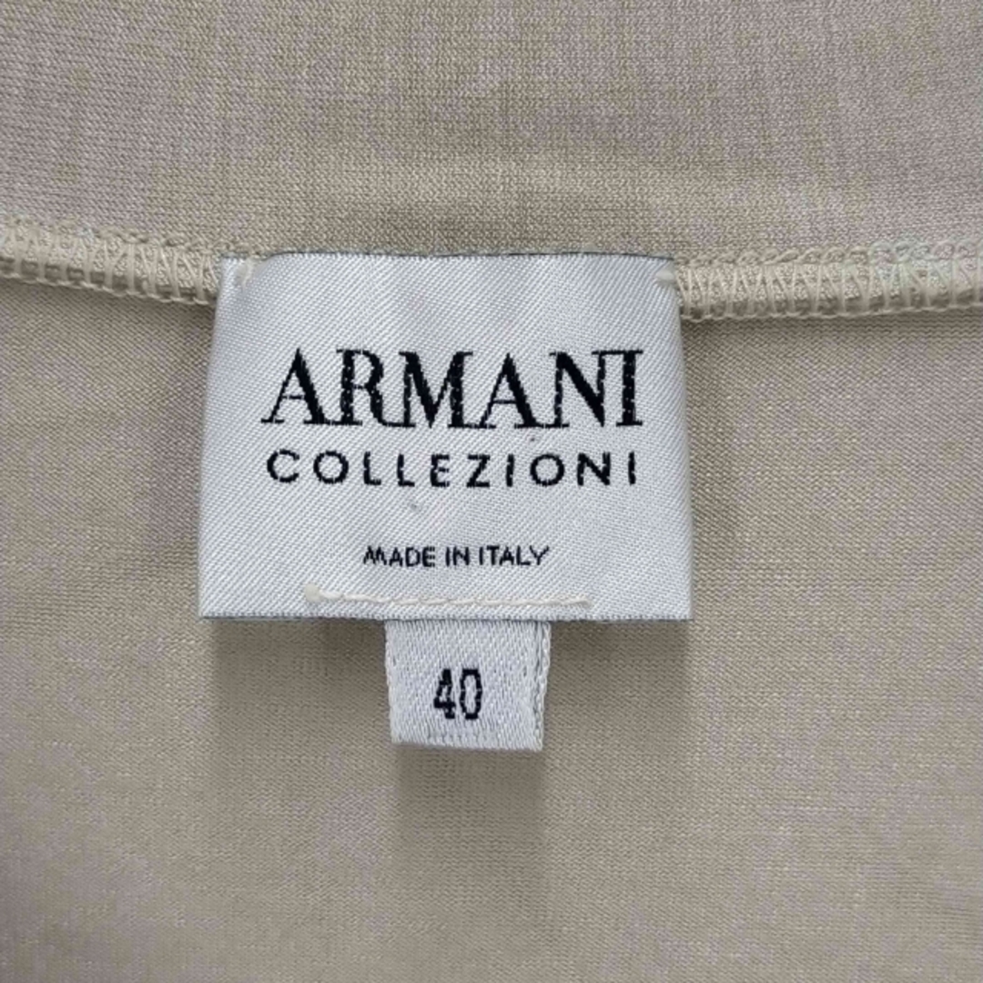 ARMANI COLLEZIONI(アルマーニ コレツィオーニ)のARMANI COLLEZIONI(アルマーニコレツィオーニ) Vネックトップス レディースのトップス(その他)の商品写真