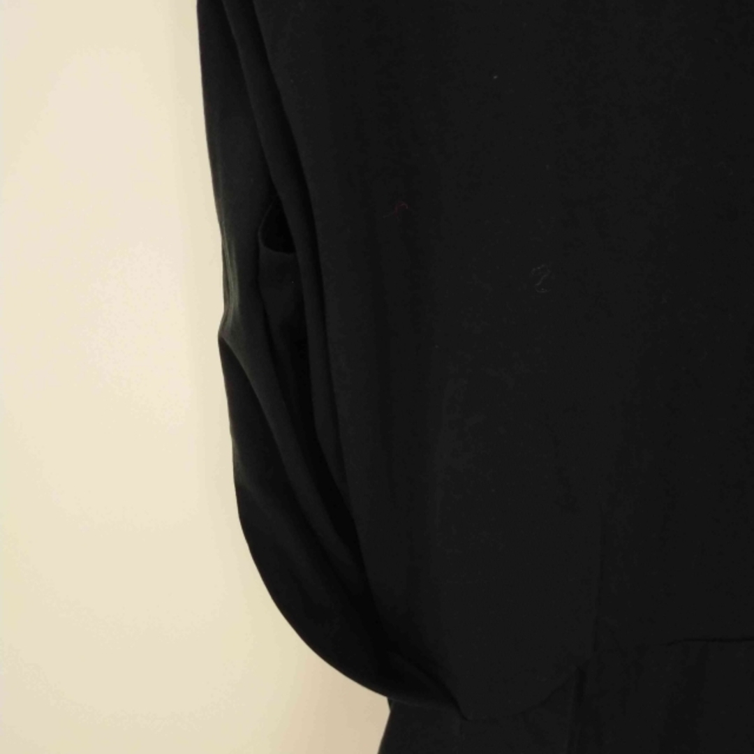 RIVE DROITE(リヴドロワ) ショルダータックスリーブカットソー レディースのトップス(シャツ/ブラウス(半袖/袖なし))の商品写真
