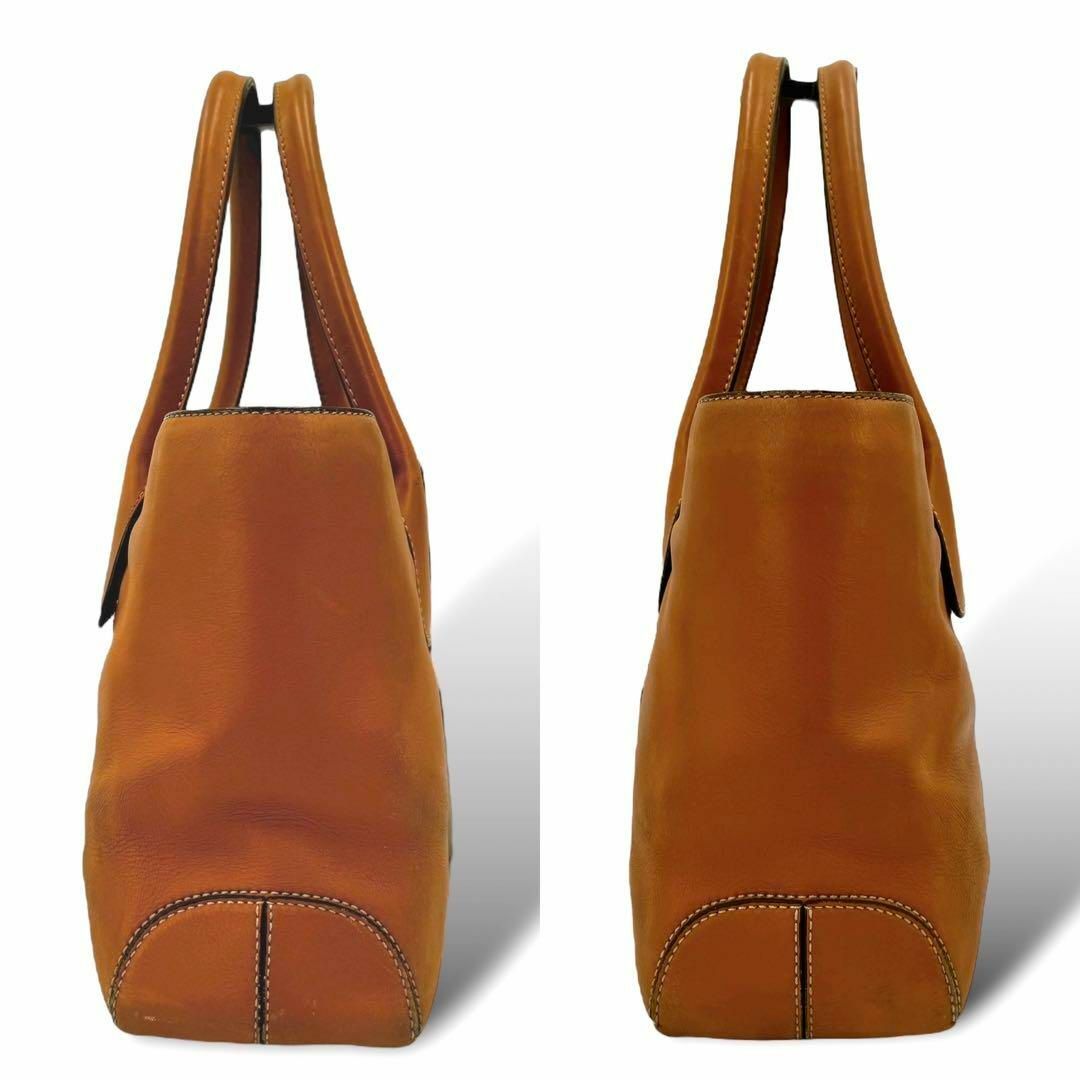 TOD'S(トッズ)のTOD'S トートバッグ ショルダーバッグ Dバッグ ロゴ ステッチ ブラウン レディースのバッグ(ショルダーバッグ)の商品写真