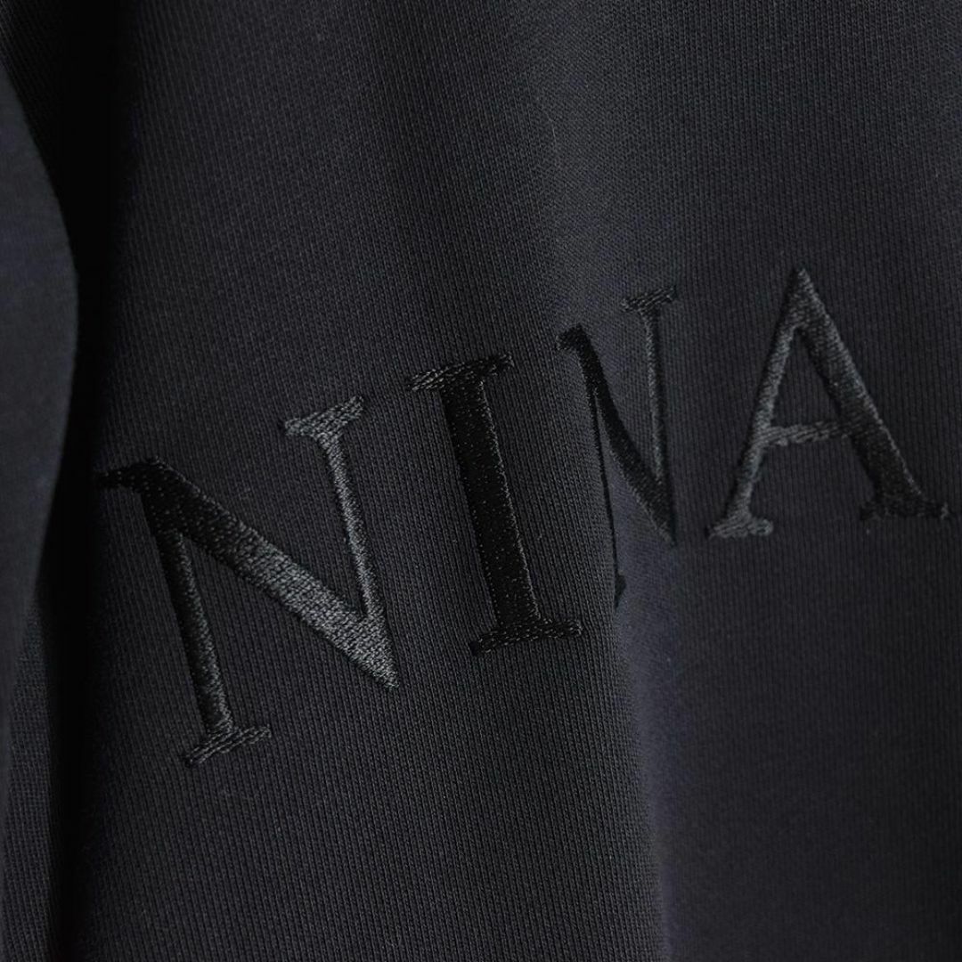 NINA RICCI(ニナリッチ)の23AW 未使用 NINA RICCI ロゴ刺繍 クロップ フーディ パーカー レディースのトップス(パーカー)の商品写真