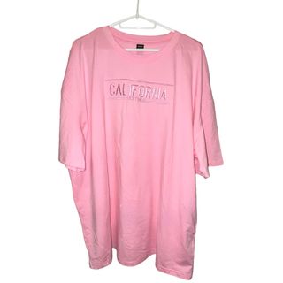 シーイン(SHEIN)のSHEIN EZwear 文字刺繍 ドロップショルダーTシャツ ピンク Lサイズ(Tシャツ(半袖/袖なし))