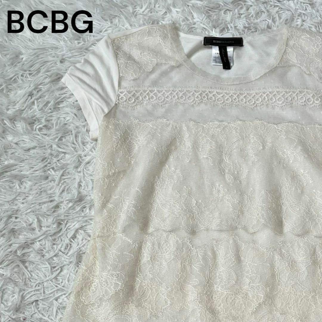 BCBGMAXAZRIA(ビーシービージーマックスアズリア)のBCBG マックスアズリア　レース　アイボリー　Tシャツ　S 柄　花 レディースのトップス(Tシャツ(半袖/袖なし))の商品写真