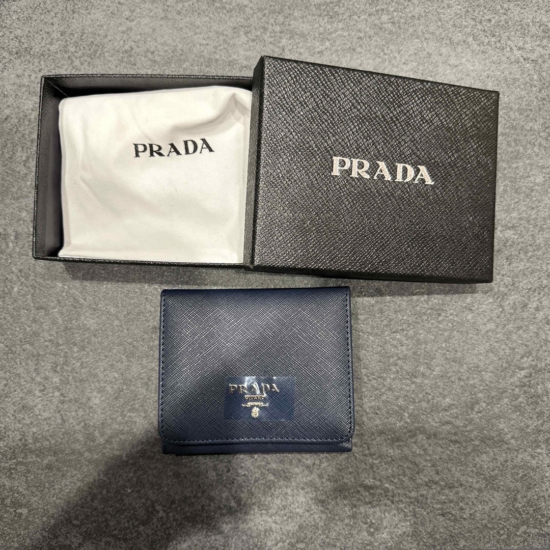PRADA(プラダ)のPRADA 折りたたみ財布 メンズのファッション小物(折り財布)の商品写真