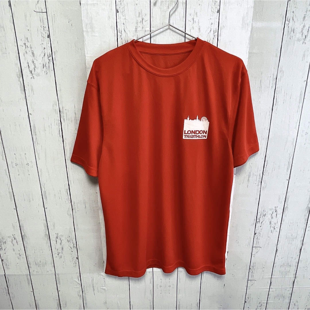USA古着　Tシャツ　ポリエステル　レッド　赤　スポーツ　トレーニング　ウェア メンズのトップス(Tシャツ/カットソー(半袖/袖なし))の商品写真