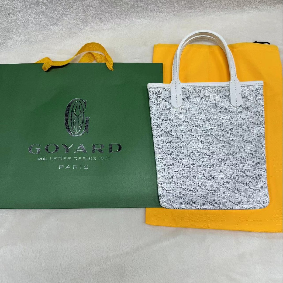 GOYARD(ゴヤール)のGOYARD ゴヤール　サンルイ　ミニショルダーバッグ　断捨離処分♪ レディースのバッグ(ショルダーバッグ)の商品写真