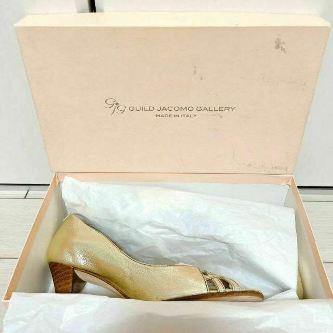 Mode et Jacomo(モードエジャコモ)のGUILD JACOMO GALLERY イタリア製 パンプス 本革 ゴールド レディースの靴/シューズ(ハイヒール/パンプス)の商品写真