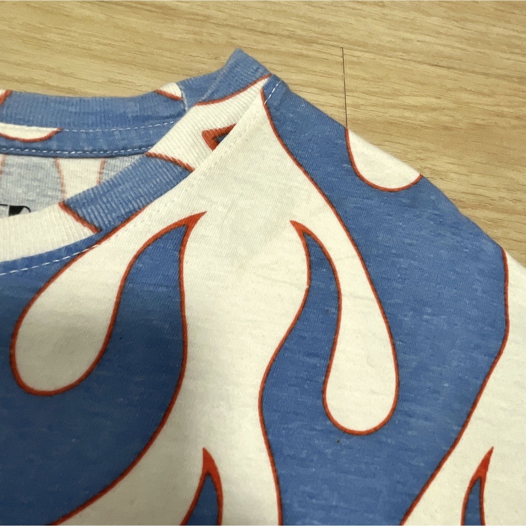 USA古着　Tシャツ　Lサイズ　ブルー　ホワイト　総柄　炎　ファイヤー　フレイム レディースのトップス(Tシャツ(半袖/袖なし))の商品写真