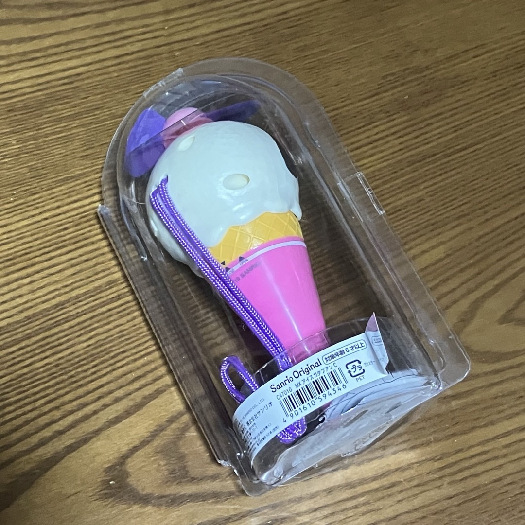 ポチャッコ　アイス型ファン エンタメ/ホビーのおもちゃ/ぬいぐるみ(キャラクターグッズ)の商品写真