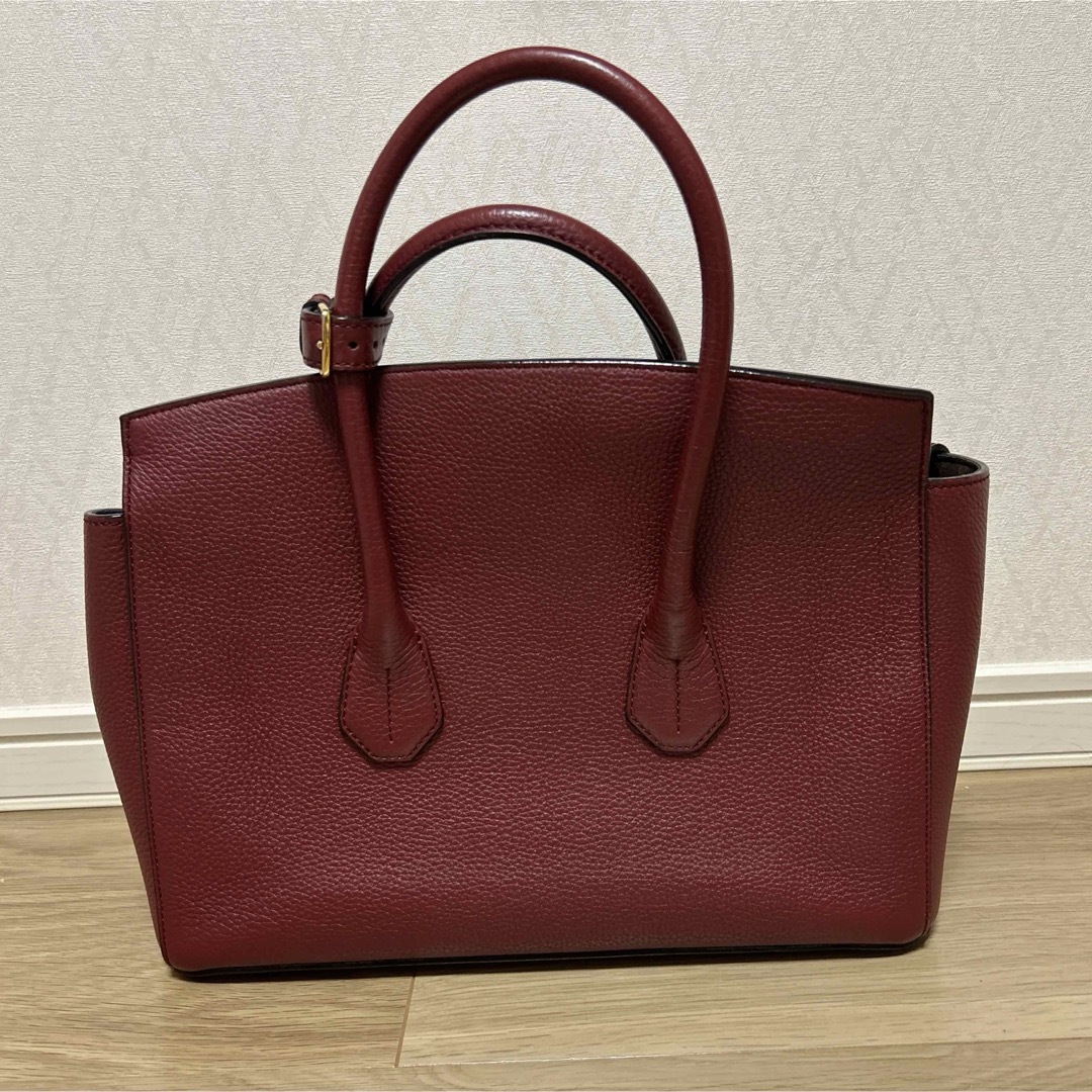 Bally(バリー)のBALLY SOMMET ミディアム トートバッグ ボルドー レディースのバッグ(トートバッグ)の商品写真