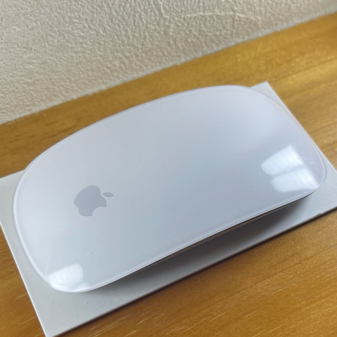 Apple(アップル)のApple Magic Mouse 2 White アップル　ホワイト スマホ/家電/カメラのPC/タブレット(PC周辺機器)の商品写真