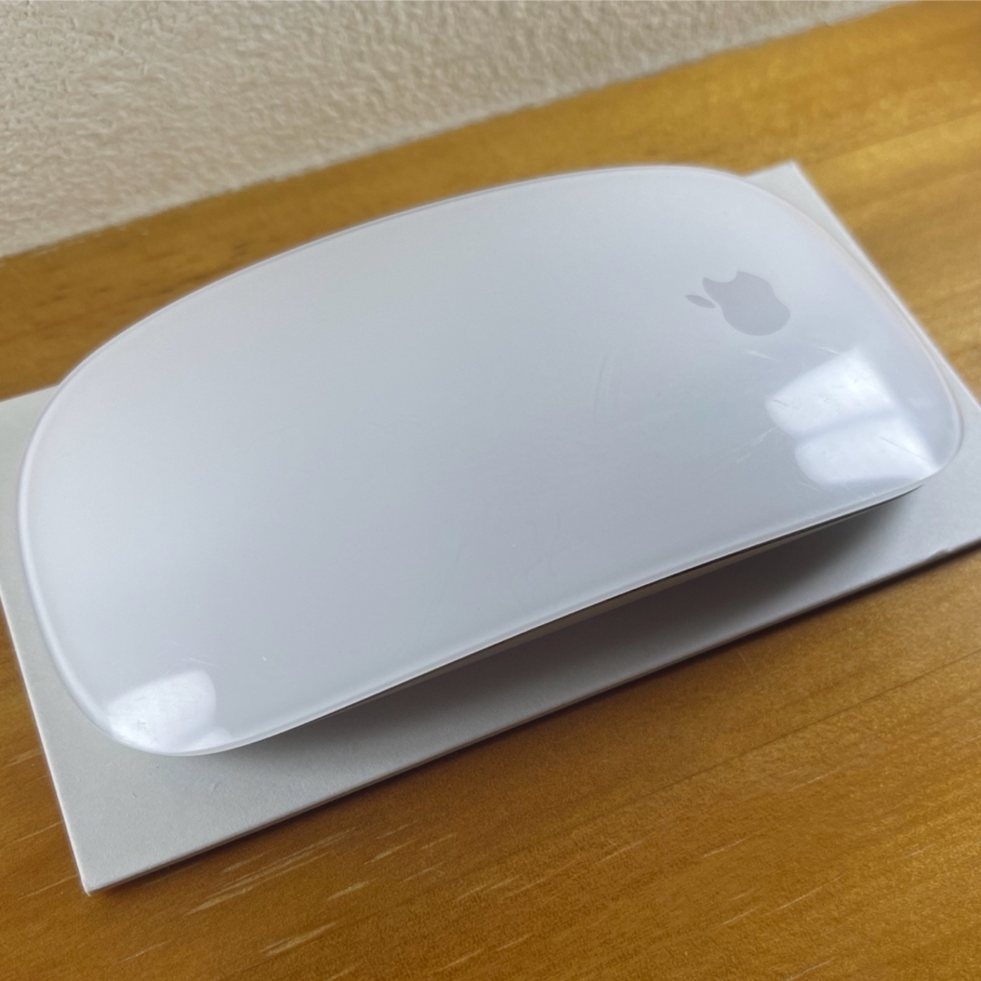 Apple(アップル)のApple Magic Mouse 2 White アップル　ホワイト スマホ/家電/カメラのPC/タブレット(PC周辺機器)の商品写真