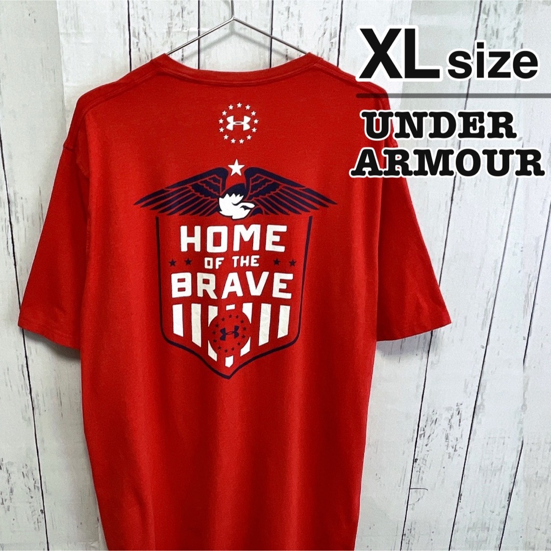 UNDER ARMOUR(アンダーアーマー)のアンダーアーマー　Tシャツ　ウェア　XL　レッド　赤　プリント　ロゴ　USA古着 メンズのトップス(Tシャツ/カットソー(半袖/袖なし))の商品写真