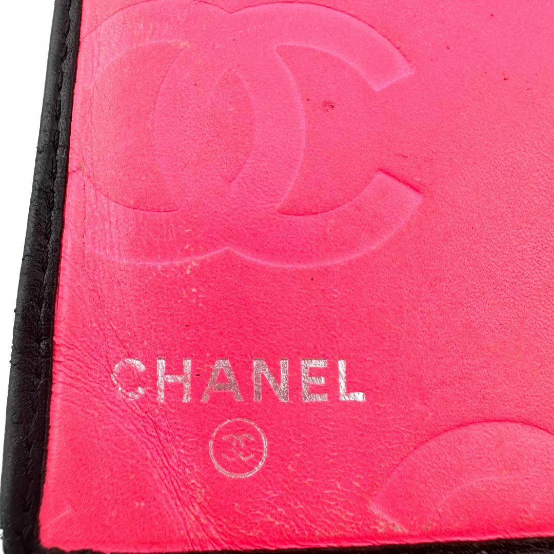 CHANEL(シャネル)のCHANEL シャネル ココマーク マトラッセ  二つ折り 長財布 レディースのファッション小物(財布)の商品写真