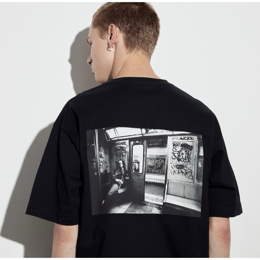 UNIQLO(ユニクロ)の【UNIQLO】Kヘリング サブウェイ・ドローイング(4XL/09 BLACK) メンズのトップス(Tシャツ/カットソー(半袖/袖なし))の商品写真