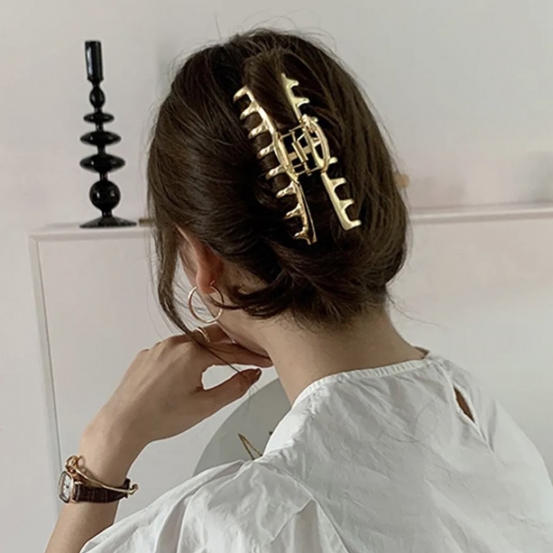 ヘアアクセサリー ヘアクリップ バンス バレッタ メタリック ゴールド 大きめA レディースのヘアアクセサリー(バレッタ/ヘアクリップ)の商品写真