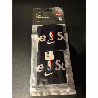 シュプリーム(Supreme)のsupreme NBA リストバンド　新品&中古(その他)