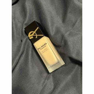 イヴサンローランボーテ(Yves Saint Laurent Beaute)のオールアワーズ リキッド　ファンデーション　サンローラン　YSL ファンデ(ファンデーション)